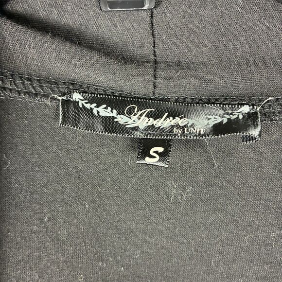 Andree By Unit Embroidered Kimono Cardigan Top Sz S Black Open Front Boho Artsy - Picture 7 of 8